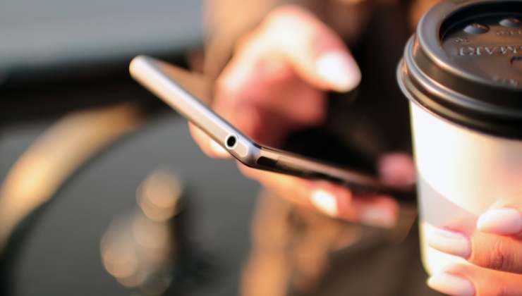 Le 5 app che distruggono il vostro telefono, ecco come riconoscerle 